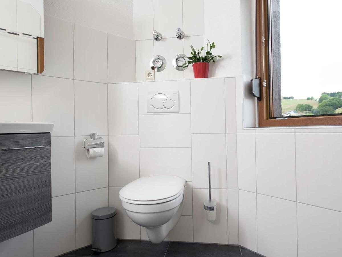 Cozy Apartment In Ore Mountains With Balcony Breitenbrunn  Room photo