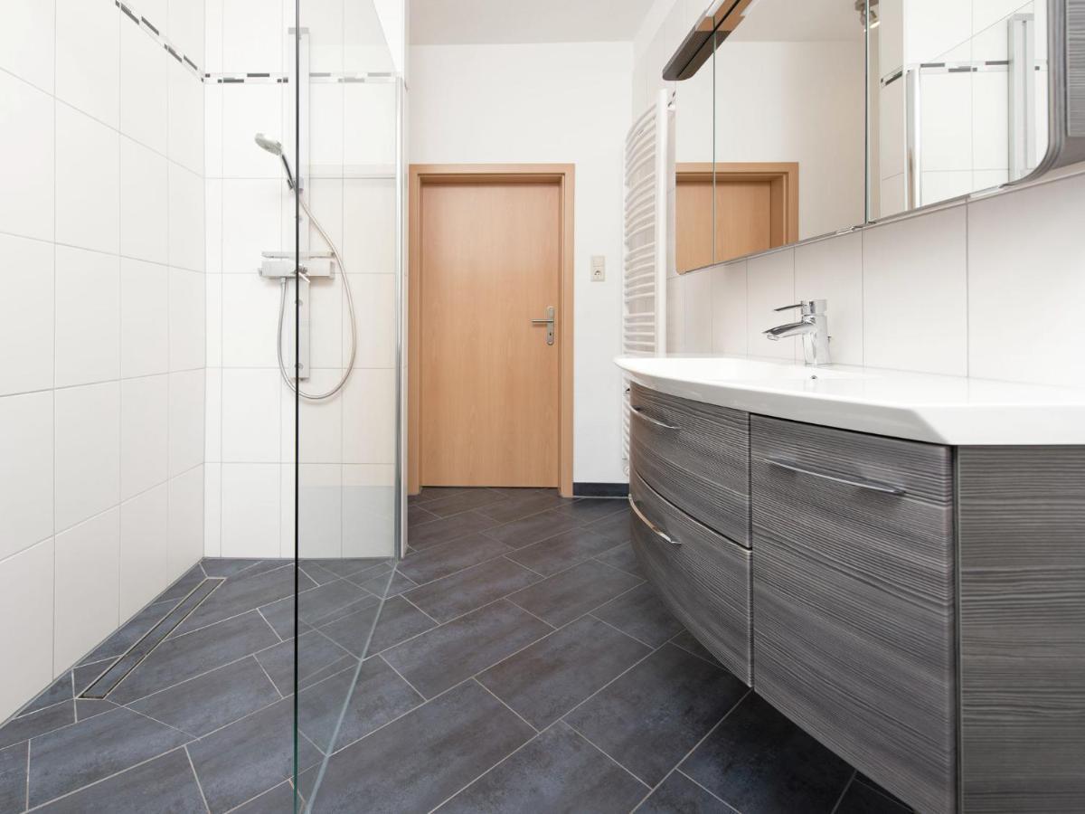 Cozy Apartment In Ore Mountains With Balcony Breitenbrunn  Exterior photo